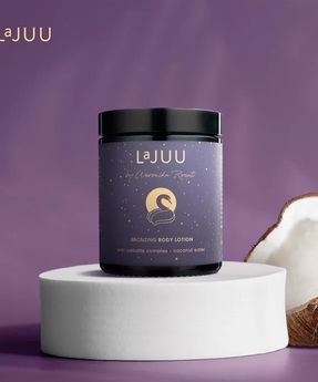 Anticellulit testbronzosító lotion E-vitaminnal, amely kiegyenlíti a Lajuu barnulást by Veronica Rosati