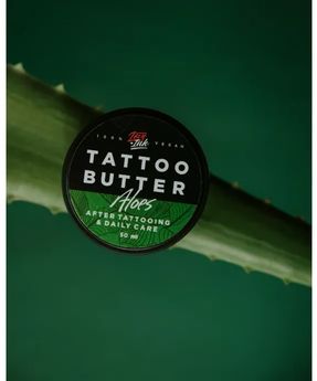 Aloebutter für die tägliche Pflege eines Tattoos mit Vitamin A und E Tattoobutter Aloe 50 ml LoveInk