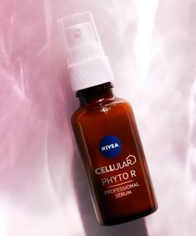 Nivea Cellular Feuchtigkeitsserum zur Faltenreduzierung