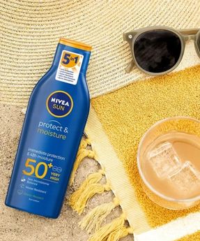 Moisturising Protective Tanning Lotion SPF 50 Nivea Sun