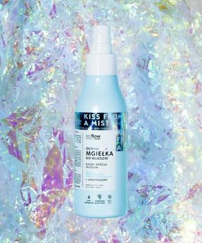 Spray protettivo per capelli con il profumo di un rinfrescante cocktail tropicale so!flow