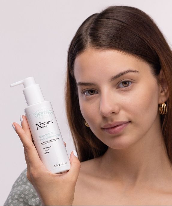 Gel de curățare a feței cu niacinamide și prebiotic Nacomi Next Level Dermo