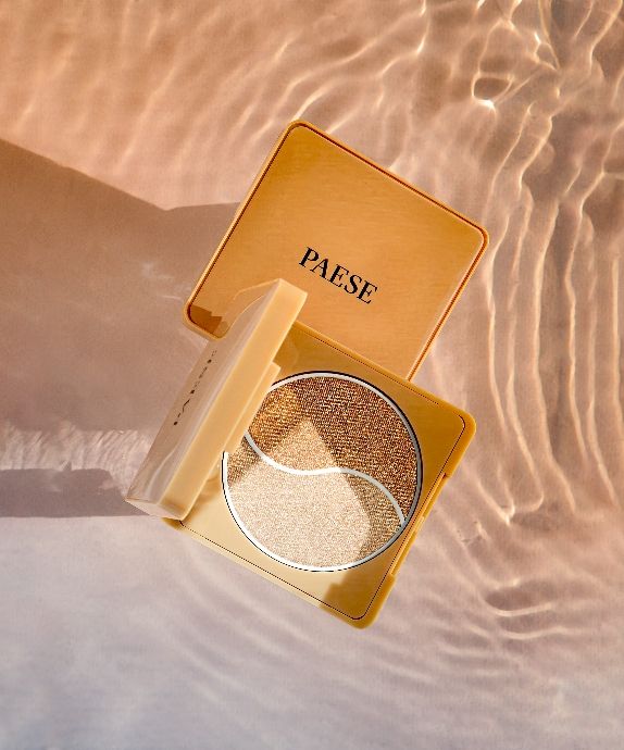 Self Glow Medium Paese Hudtextur Utjämnande och bronsande puder