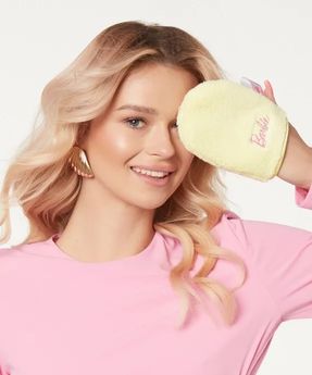 Guanto detergente e struccante per il viso Barbie Water-Only Cleansing Mitt Ivory Glov