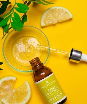 Arcszérum A-vitaminnal és Orientana fehér eperfával