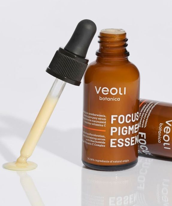 Sérum pour la décoloration de la peau à la niacinamide et à la vitamine C Focus pigmentation essence Veoli Botanica